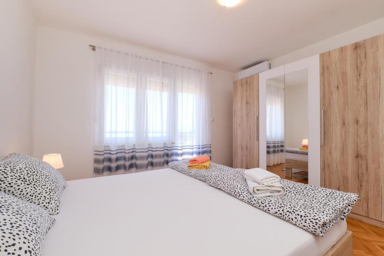 Sea View Apartment Sandra In Mali Lošinj Zewnętrze zdjęcie