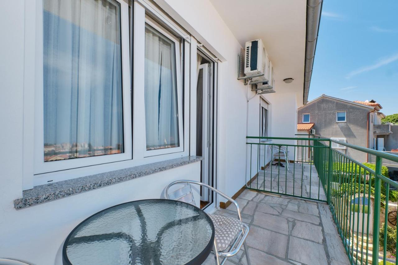 Sea View Apartment Sandra In Mali Lošinj Zewnętrze zdjęcie