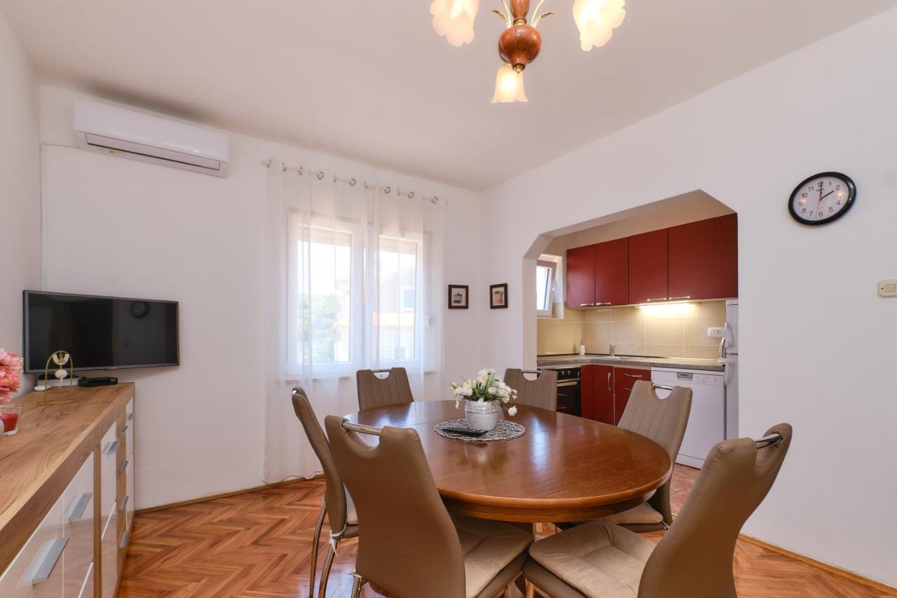 Sea View Apartment Sandra In Mali Lošinj Zewnętrze zdjęcie